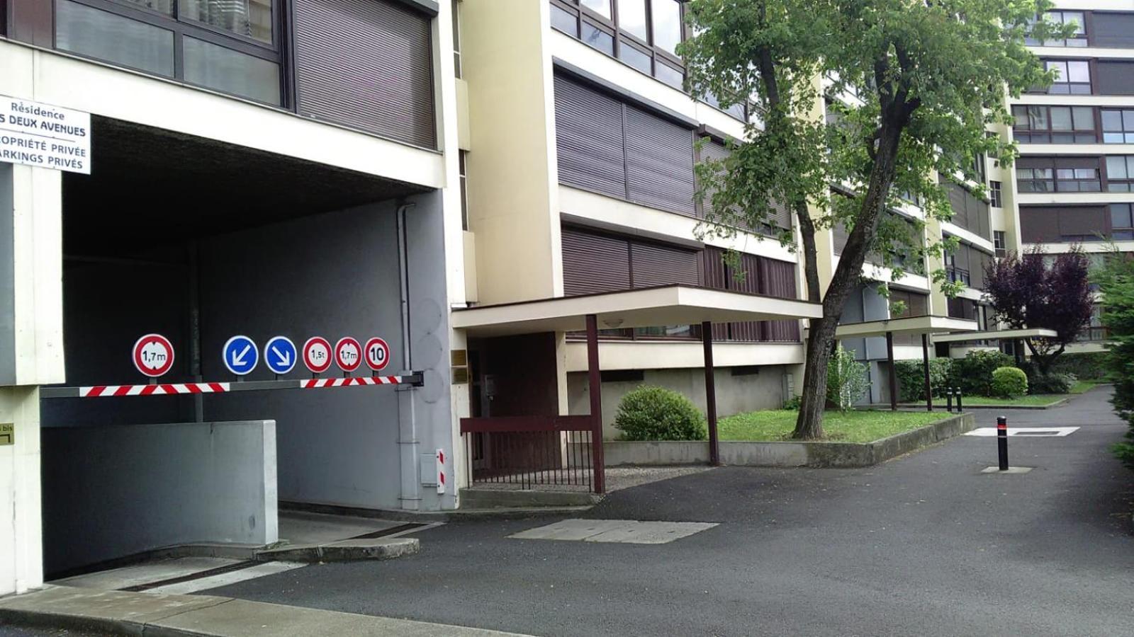 クレルモン・フェランLe Puy De Domeアパートメント エクステリア 写真
